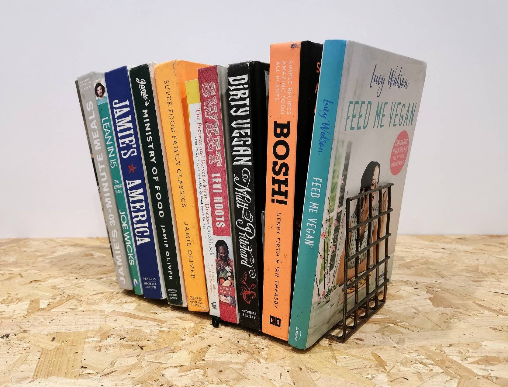 Industrial Metal Mesh Bookends - Mesh Bookholder - Metal Bookends - Mesh Bookend