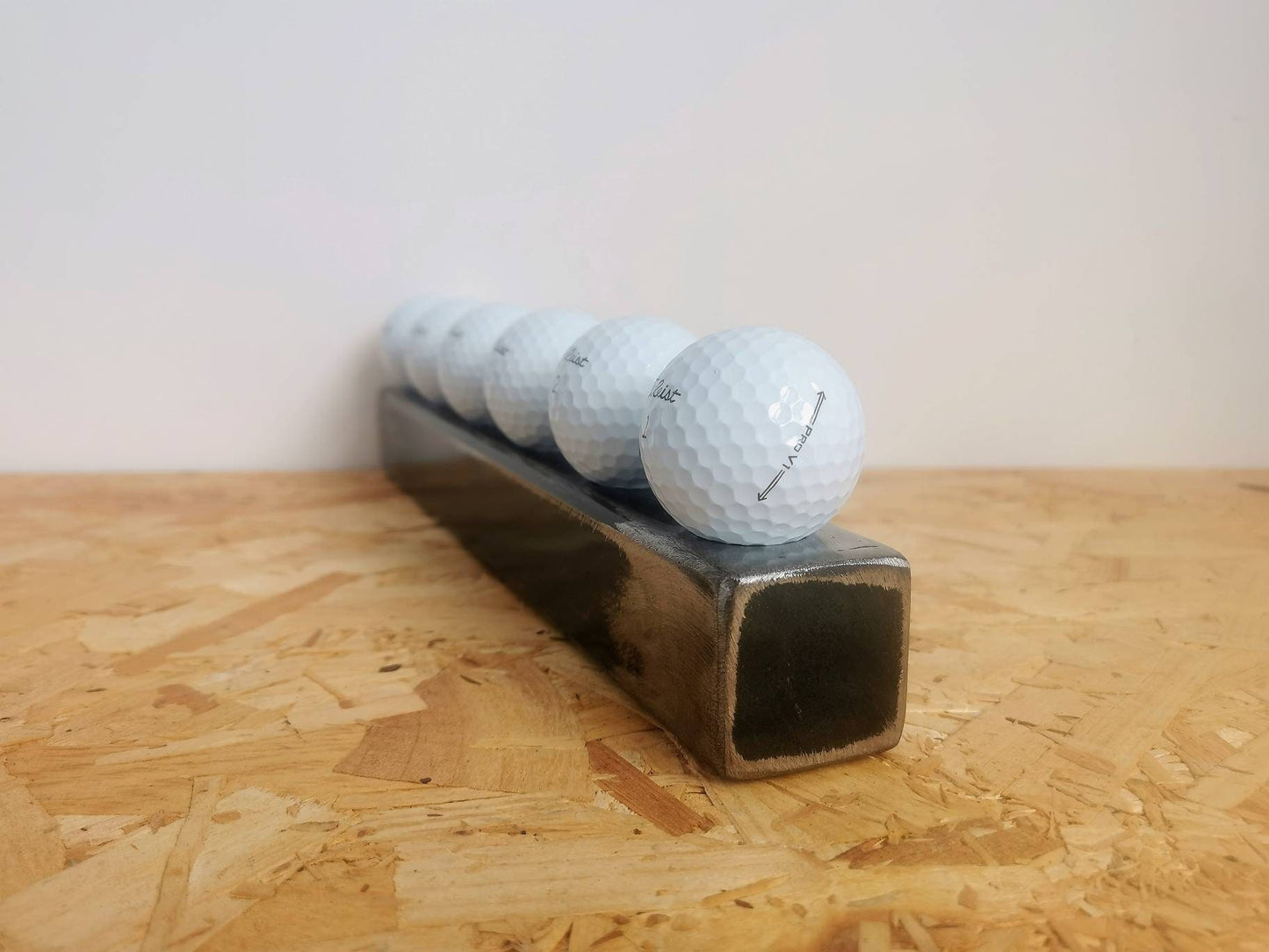 Industrial Raw Steel Golf Ball Display Stand