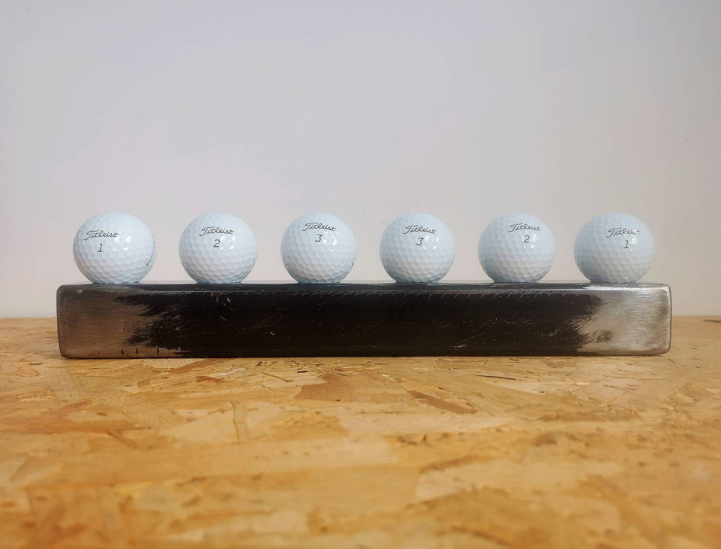 Industrial Raw Steel Golf Ball Display Stand