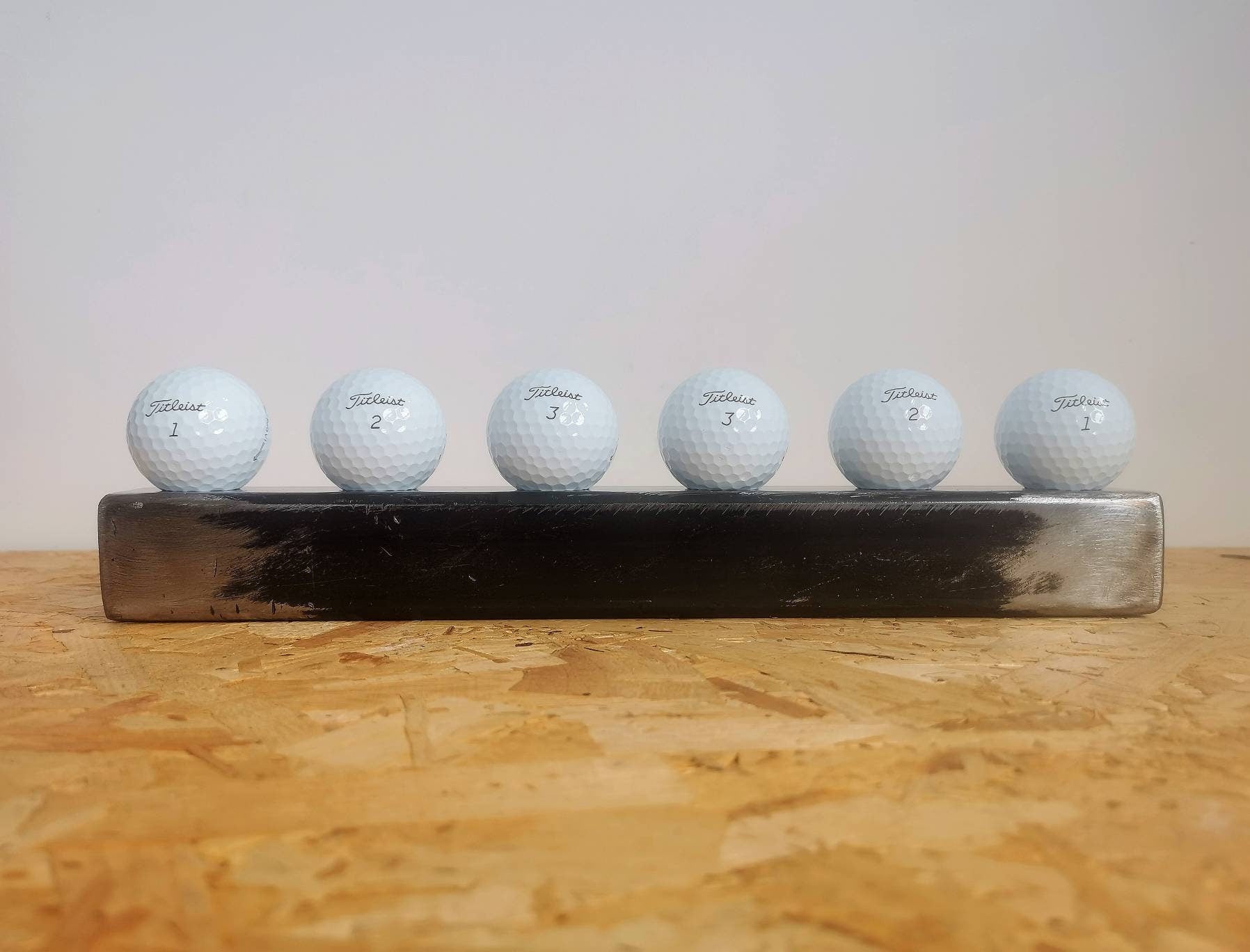 Industrial Raw Steel Golf Ball Display Stand