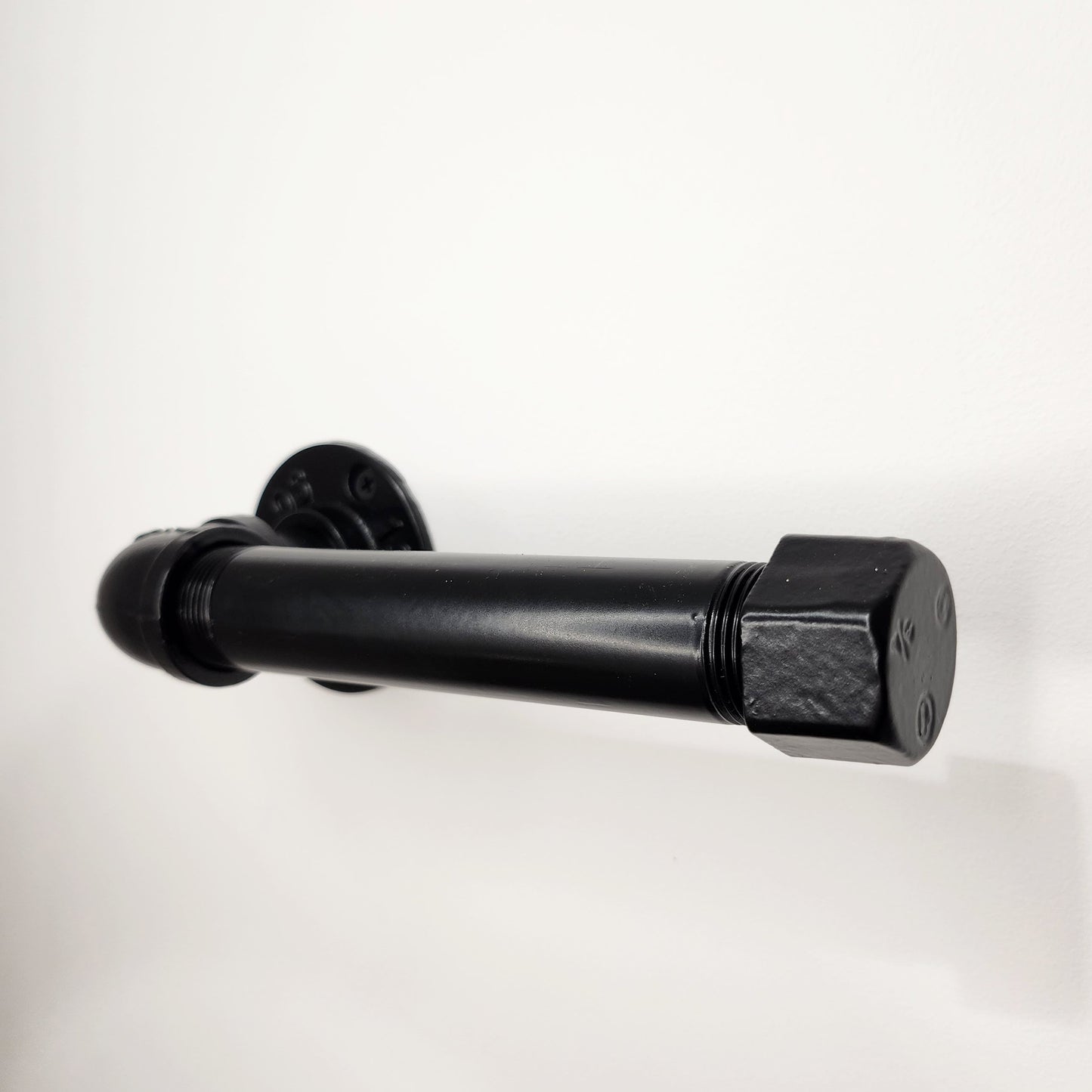 Industrial Steel Tube Toilet Roll Holder Black - Toilet Paper Holder - Pipe Fitting Loo Roll Holder