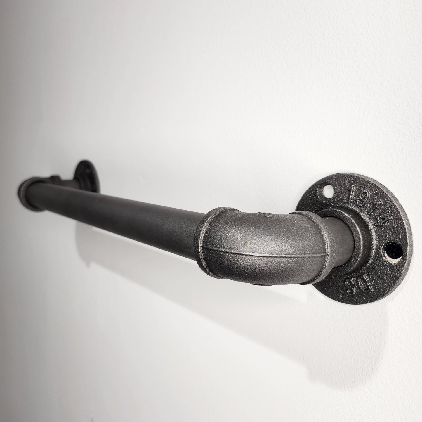 Industrial Steel Tube Towel Rail | Wall Mounted Towel Holder | Handmade Bathroom Hardware | UK Made Rustic / Modern Decor