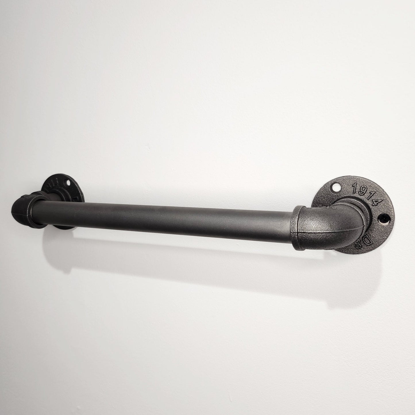 Industrial Steel Tube Towel Rail | Wall Mounted Towel Holder | Handmade Bathroom Hardware | UK Made Rustic / Modern Decor