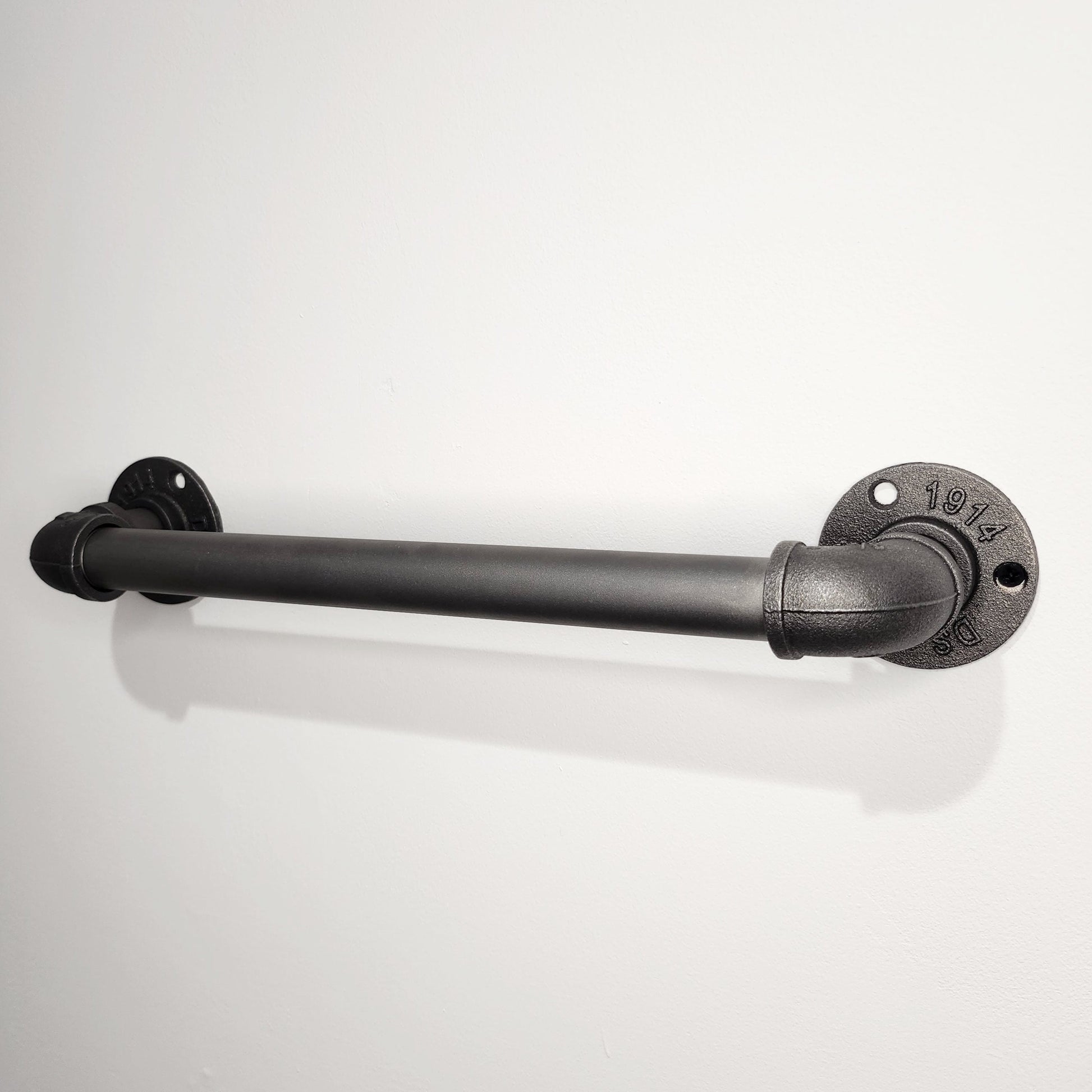 Industrial Steel Tube Towel Rail | Wall Mounted Towel Holder | Handmade Bathroom Hardware | UK Made Rustic / Modern Decor