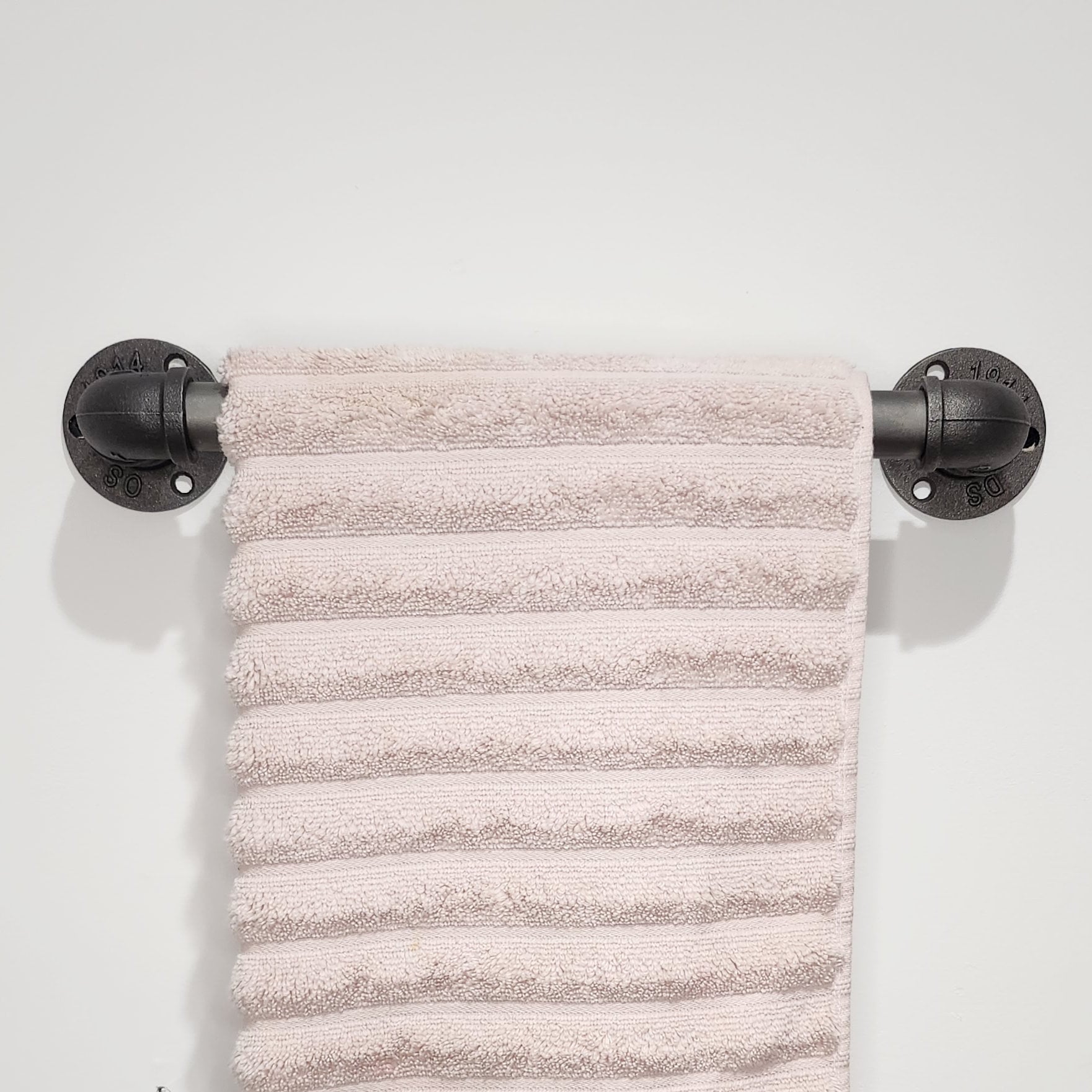 Industrial Steel Tube Towel Rail | Wall Mounted Towel Holder | Handmade Bathroom Hardware | UK Made Rustic / Modern Decor