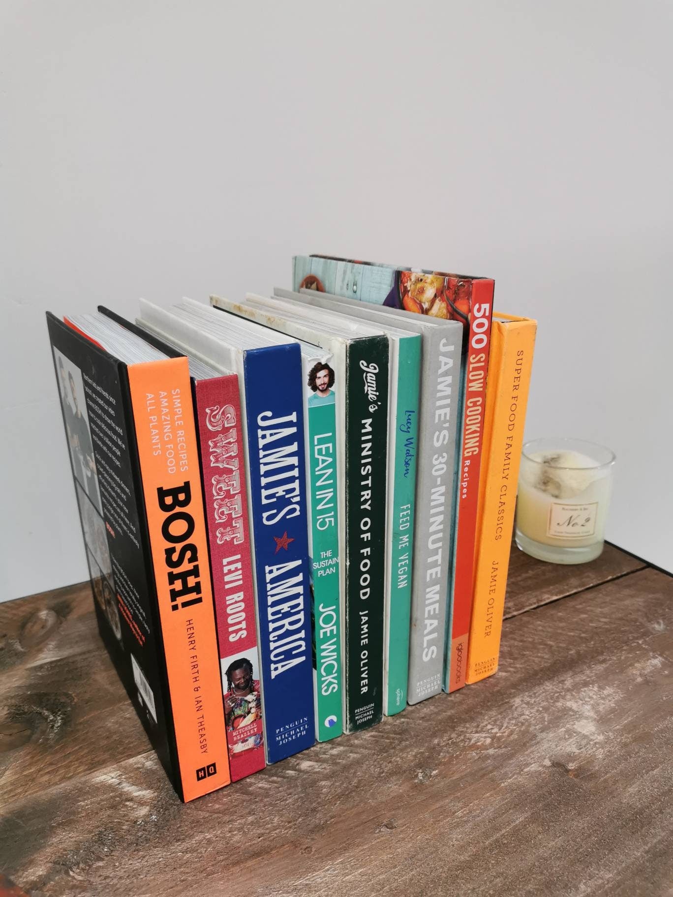 Invisible Bookend – Hidden Floating Book Support – Invisible Shelf Bracket for Books – Raw Steel – Handmade – Free UK Delivery