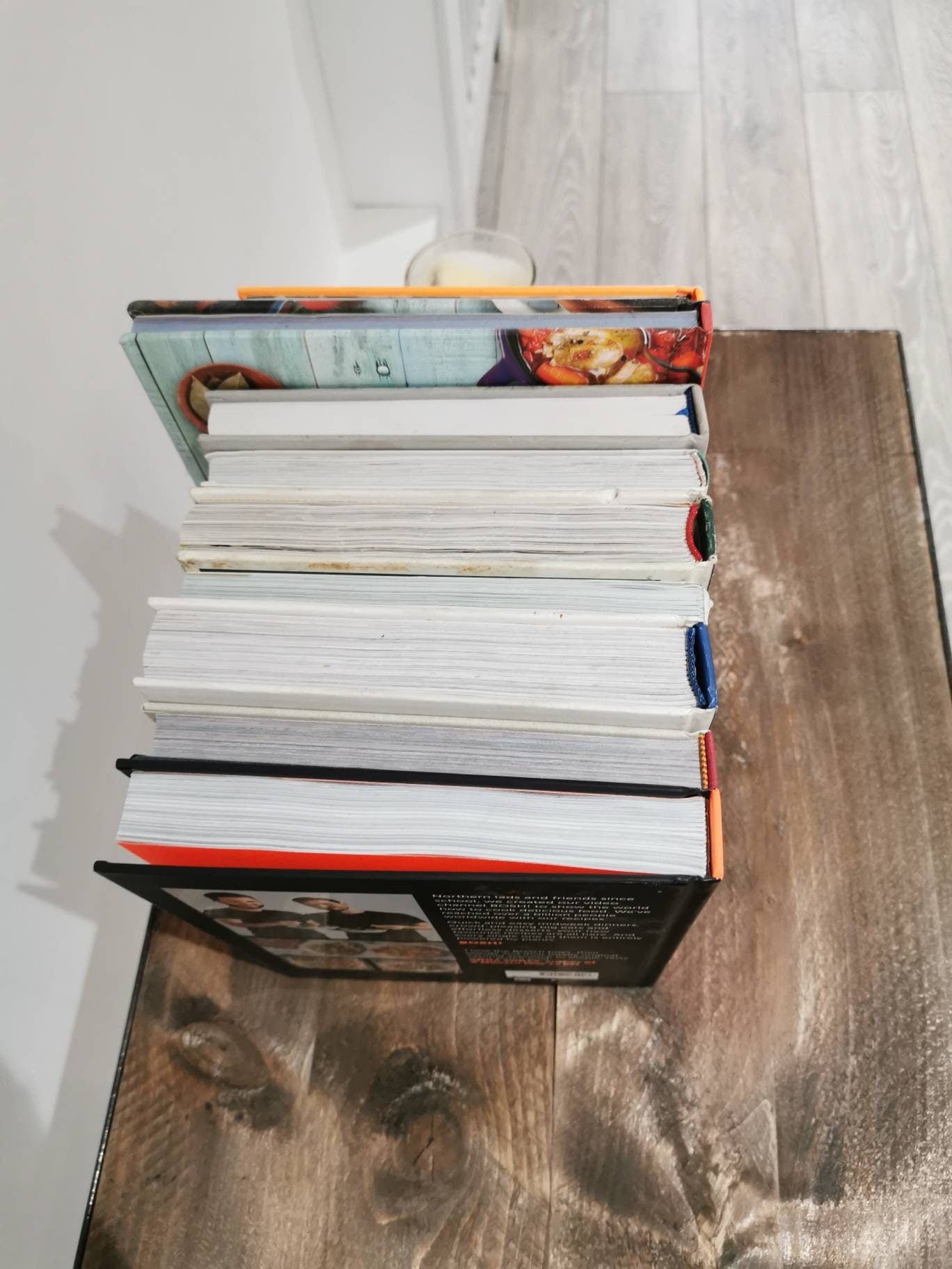 Invisible Bookend – Hidden Floating Book Support – Invisible Shelf Bracket for Books – Raw Steel – Handmade – Free UK Delivery