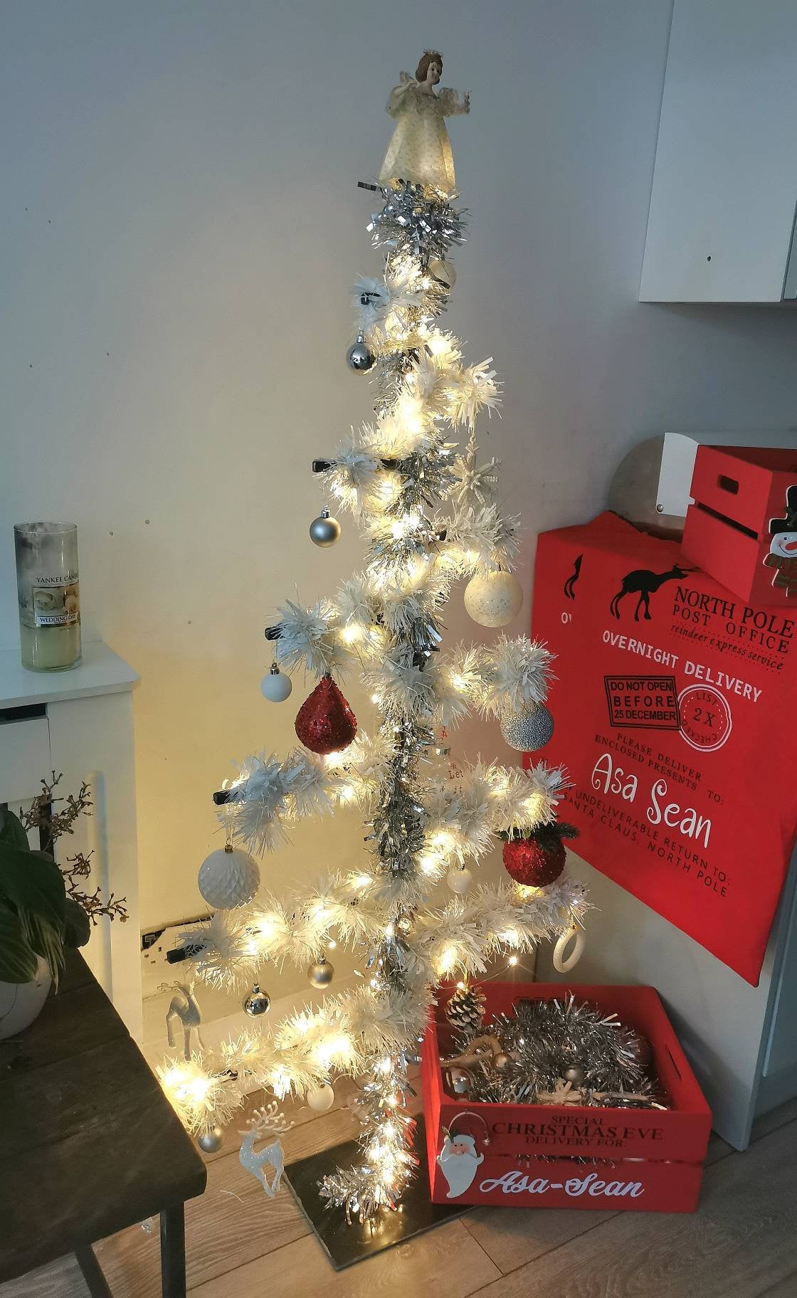 Modern Metal Christmas Tree - Free Standing Xmas Tree - Variety Of Sizes