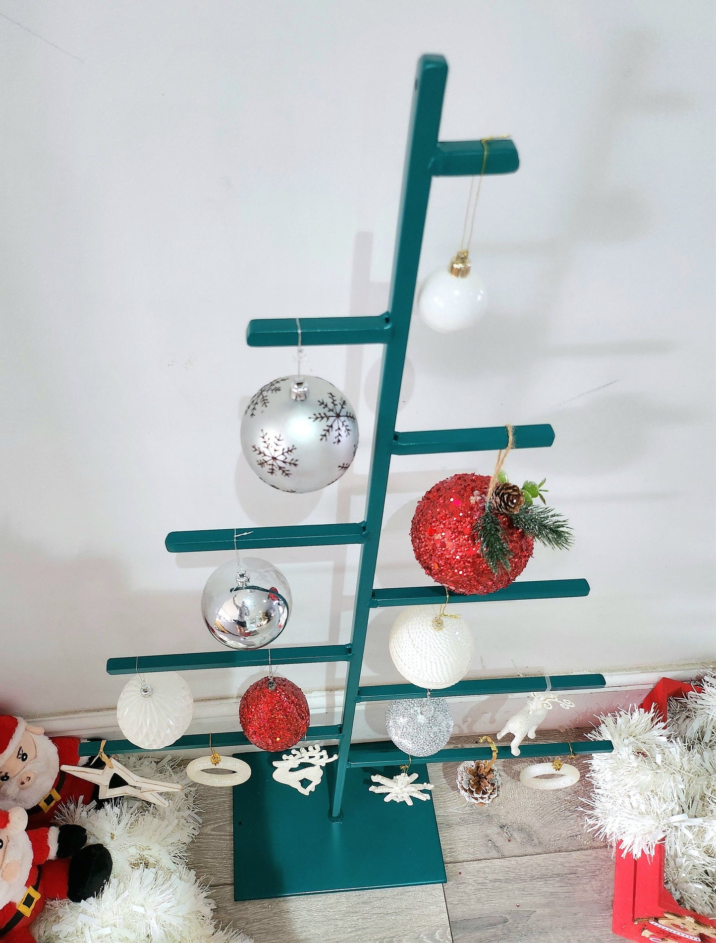 GREEN Metal Christmas Tree - Free Standing Xmas Tree - Variety Of Sizes